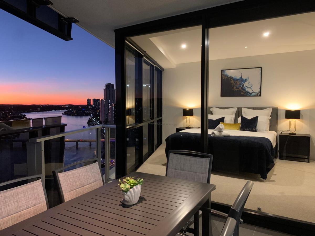 Circle On Cavill Free Parking Lejlighed Gold Coast Eksteriør billede